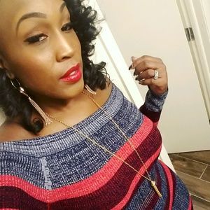 Meet your Posher, Donia